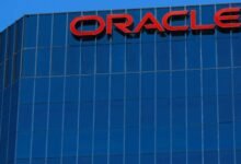 Oracle Shares Slide Amid Massive AI Investment Strategy