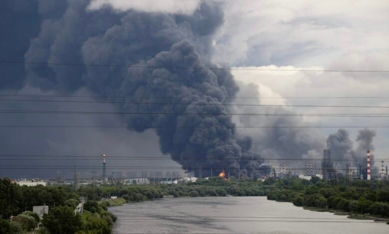 Ukrainian Drone Attacks on Moscow caused Black Rain